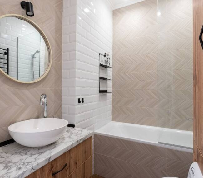 Tile and grout work